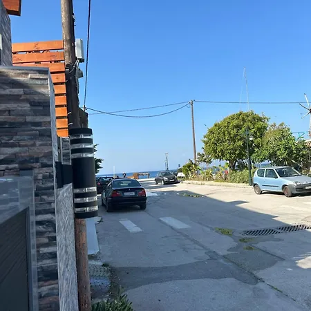 Sea & Joy House Lalyssos