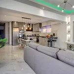 דירה Sea & Joy House
