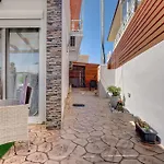 Sea & Joy House דירה *