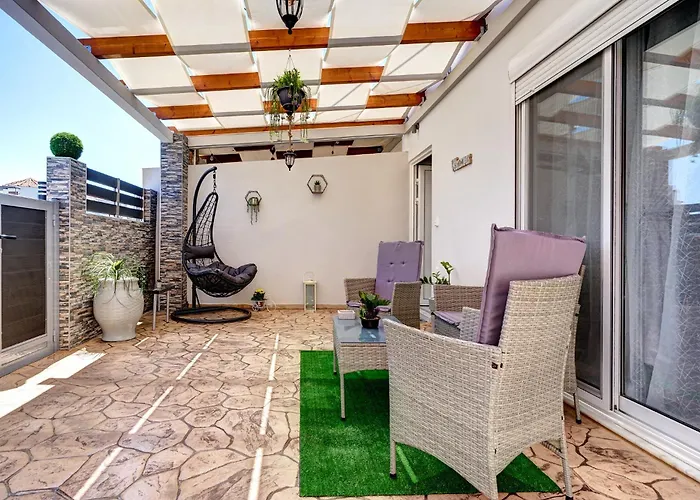 Sea & Joy House
