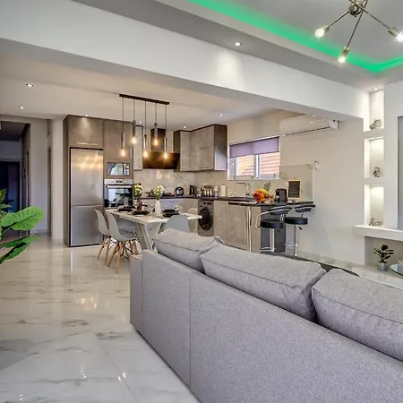 Apartment Sea & Joy House